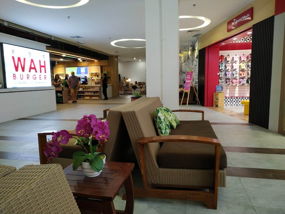 Sidewalk Jimbaran Mall-金巴兰必去景点