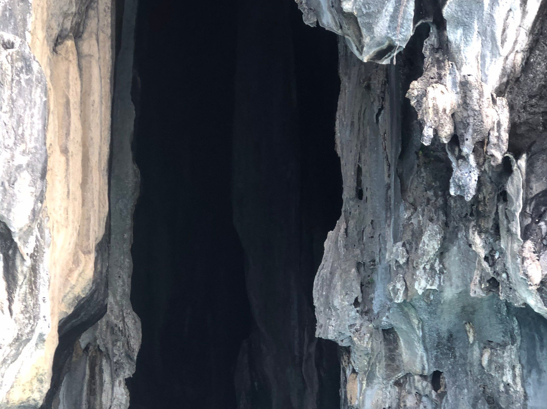 Cathedral Caves-爱妮岛必去景点