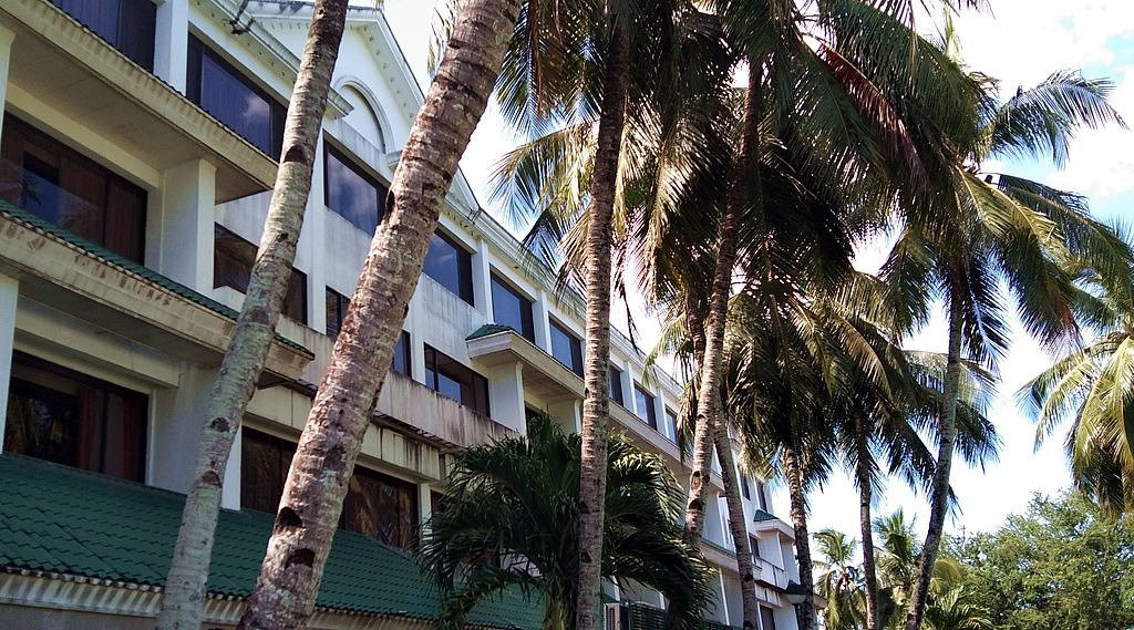 卢克广场酒店主图