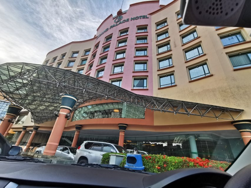 大皇宫酒店主图