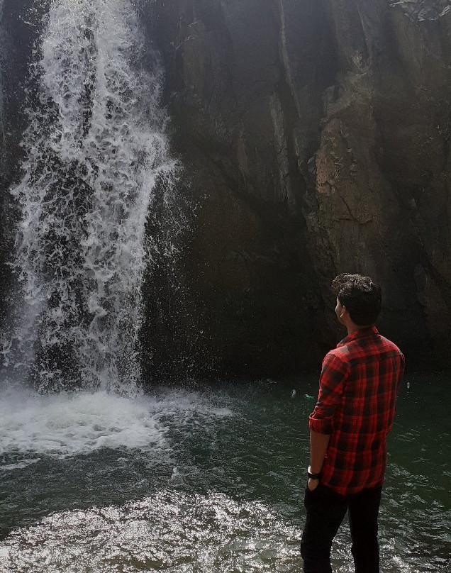 Gundichaghai Waterfall Overview景点图片