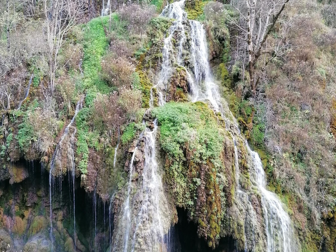 Kuzalan Falls Nature Park景点图片