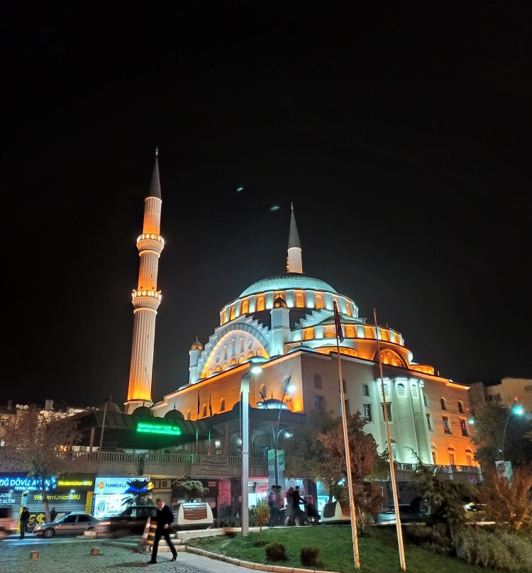 Izzet Pasa Camii-Elazig必去景点