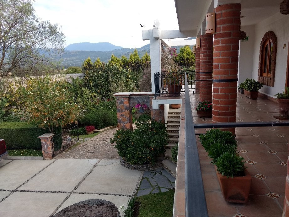 El Porton Inn Hotel主图