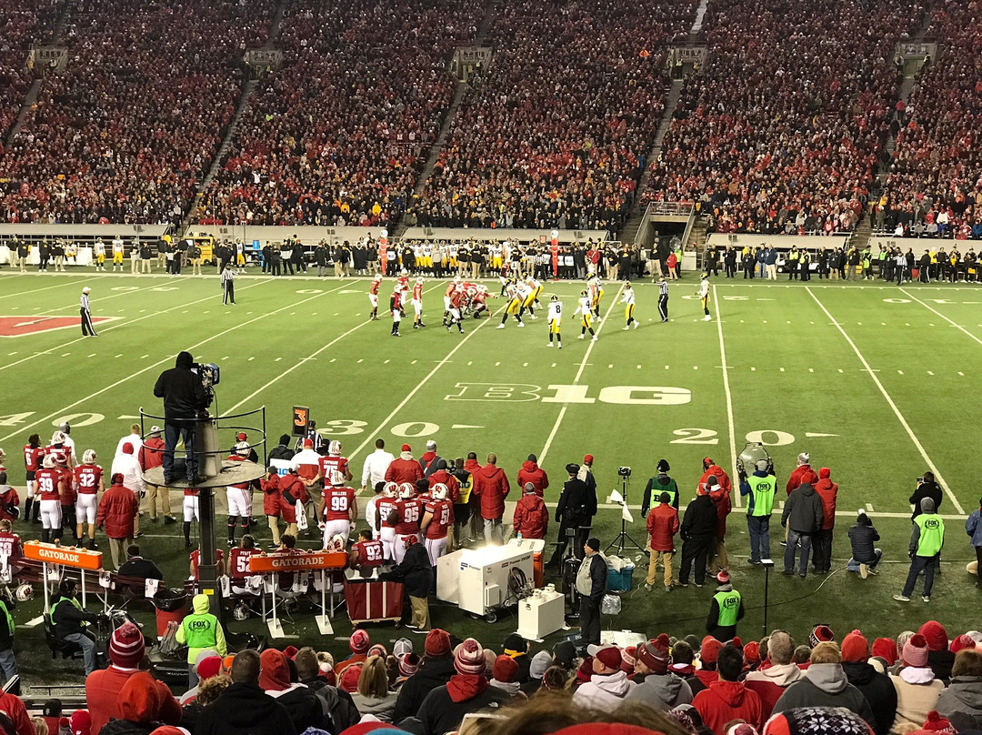 Camp Randall Stadium (University of Wisconsin)-麦迪逊必去景点