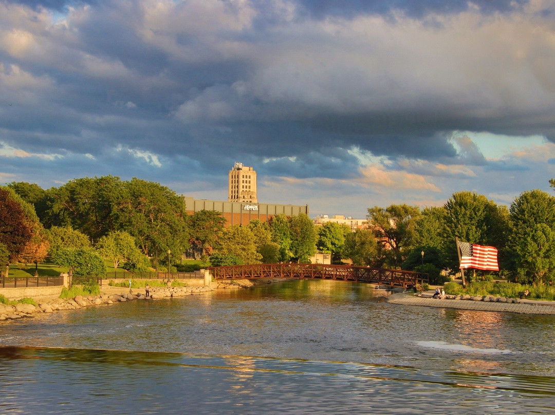 Riverside Drive Promenade-埃尔金必去景点