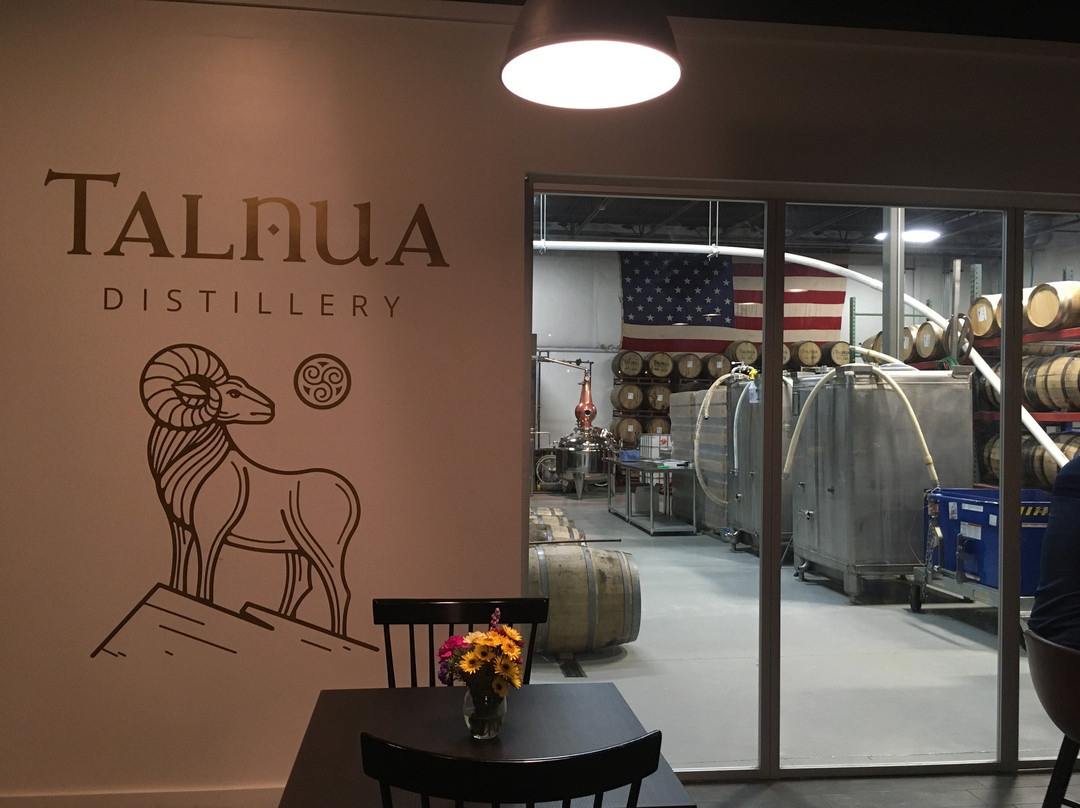 Talnua Distillery景点图片