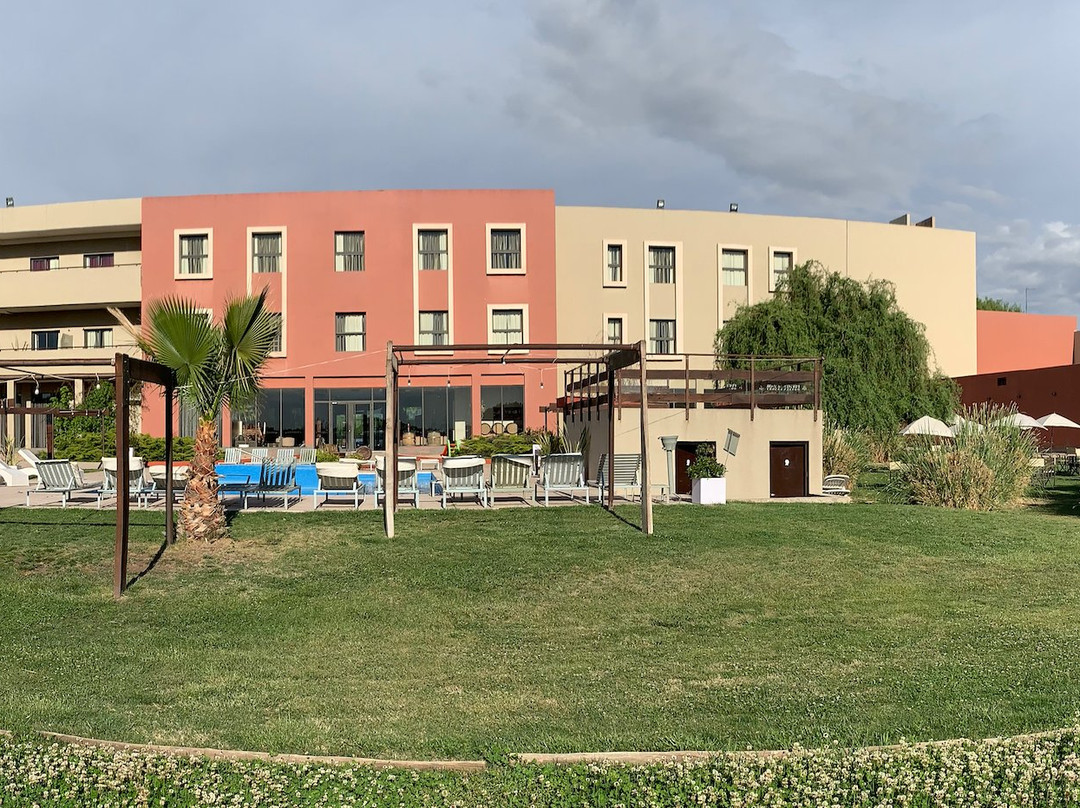 丰市长度假酒店主图