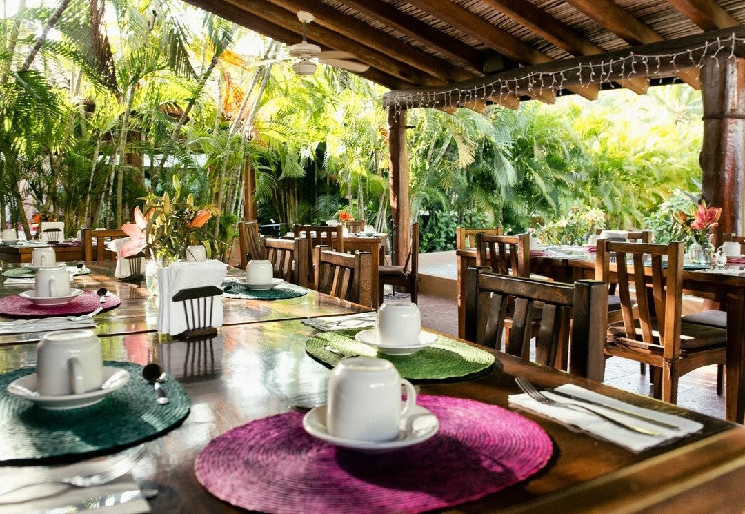 Barra de Potosi餐馆和美食-El Vigía Restaurant & Bar