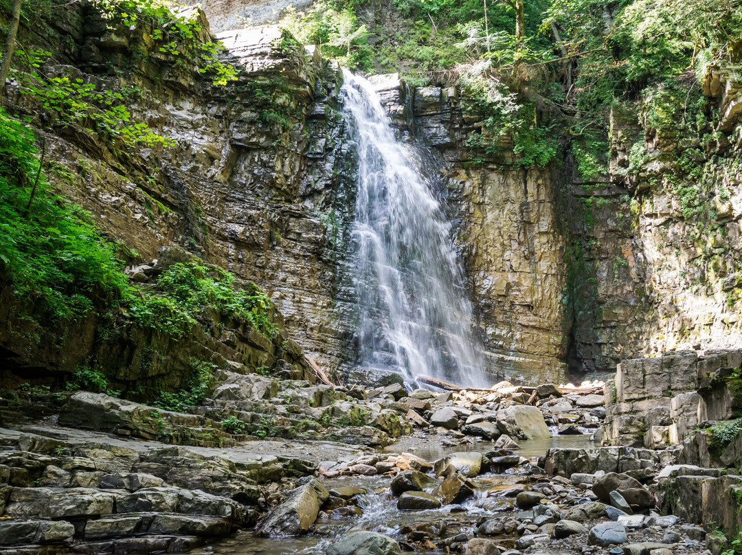 Maniava Waterfall-Manyava必去景点