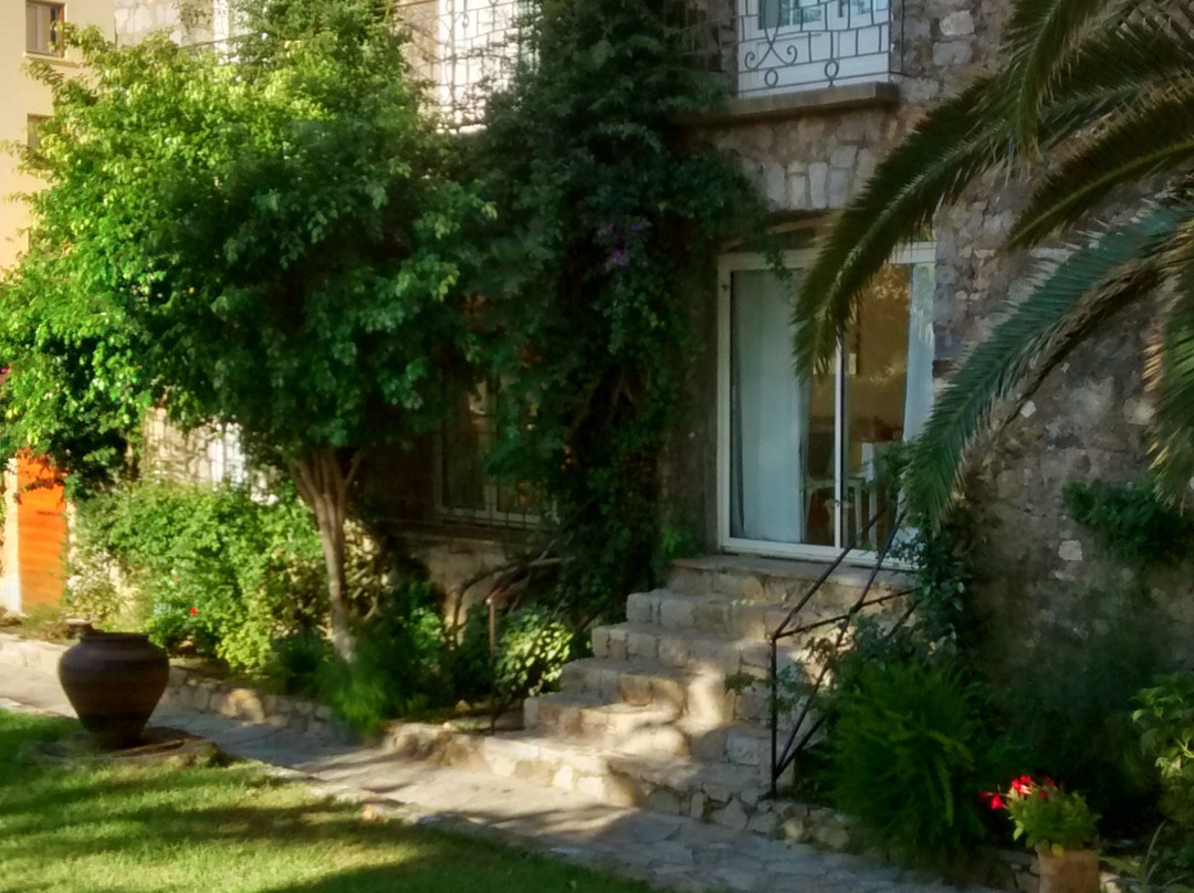 Hôtel l'Abbaye主图