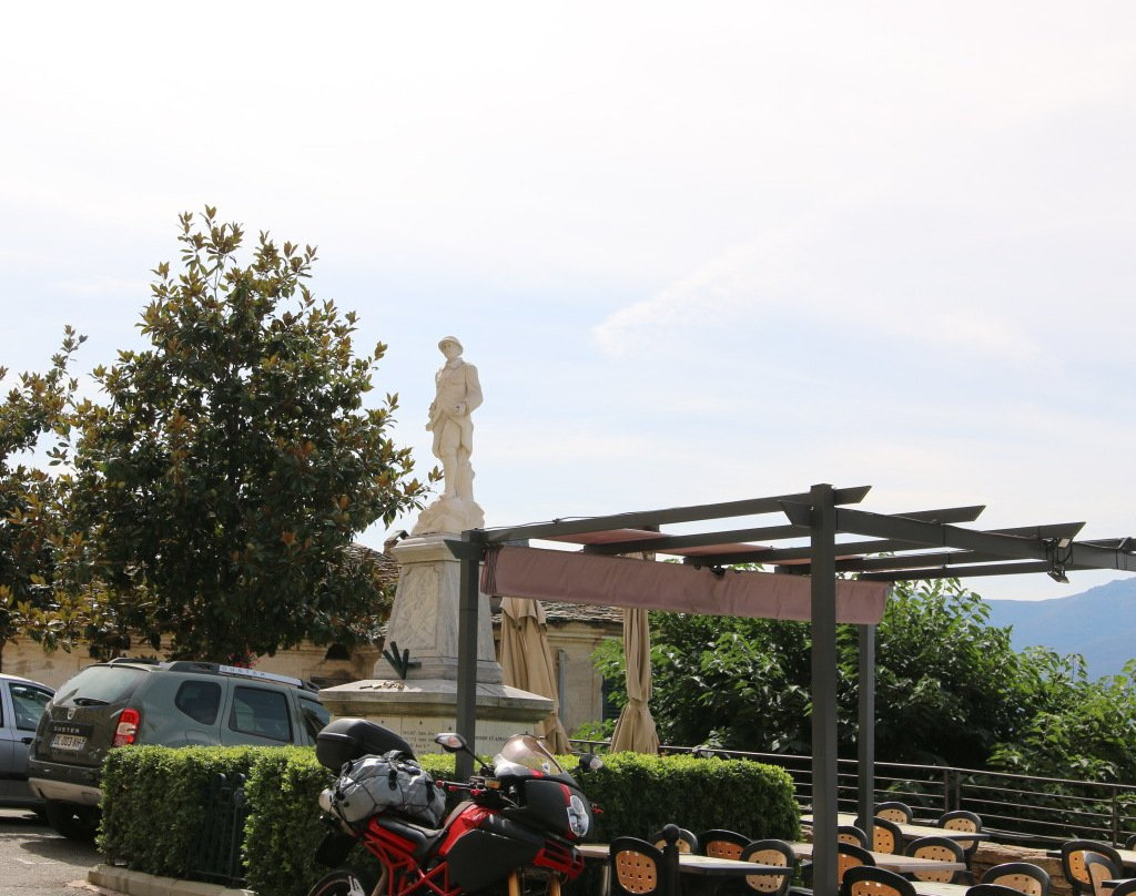 Monument aux morts d'Oletta景点图片