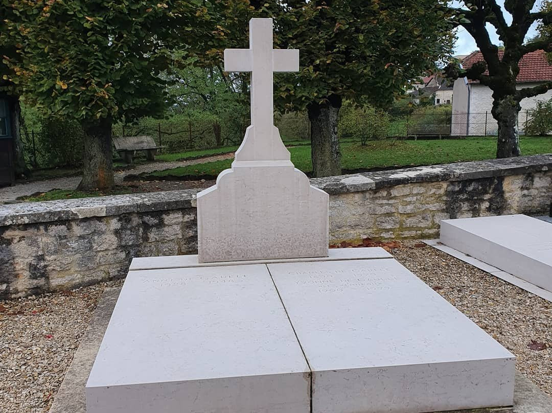 Tombe De Charles De Gaulle景点图片