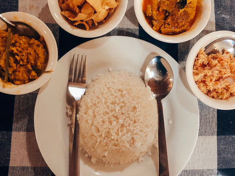 wijesiri family restaurant - (锡吉里亚)餐厅/美食点评 - 餐厅地址