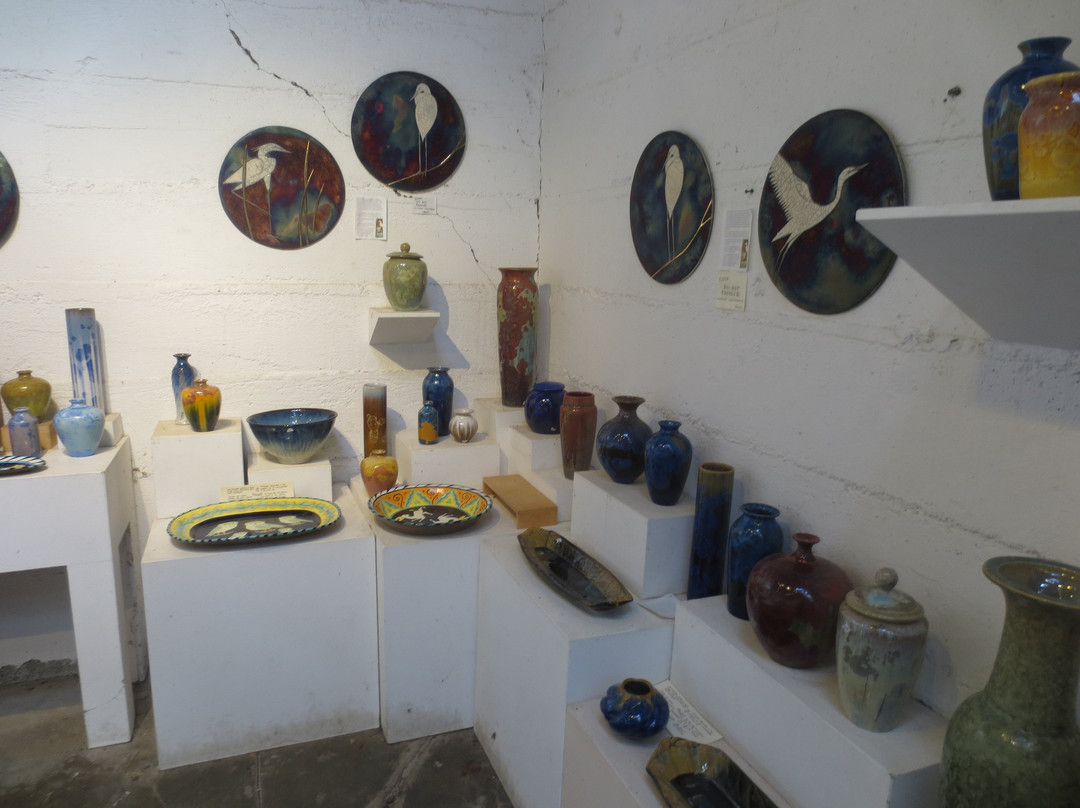 Harmony Pottery Works景点图片