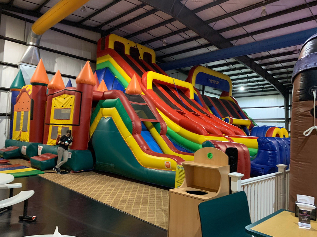 Blazer's Fun Zone-Radcliff必去景点