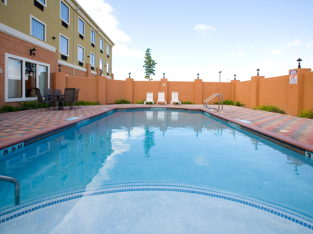 智选假日套房酒店约丹顿-普莱森 by IHG主图