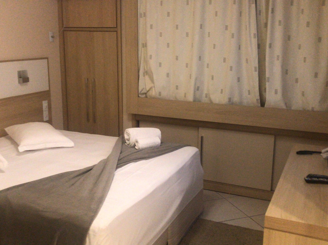 Delupo Hotel / Livin Studios主图