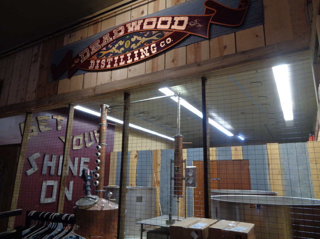 Deadwood Distilling Company Shop-戴德伍德必去景点