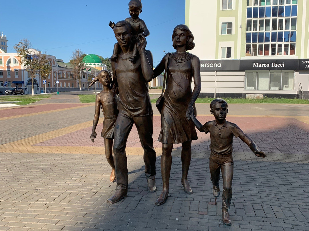 Family Monument-Saransk必去景点