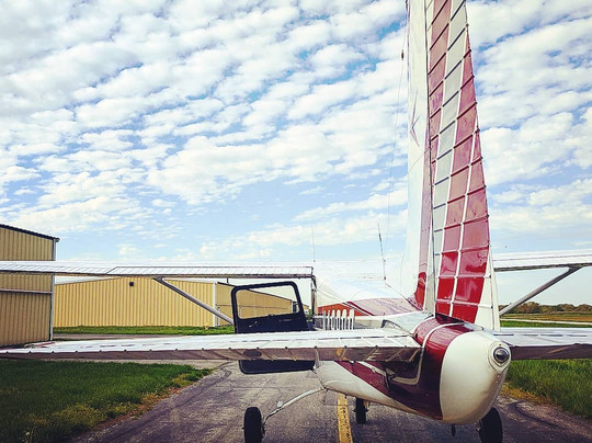 Missouri River Valley Skydivers-Henrietta必去景点