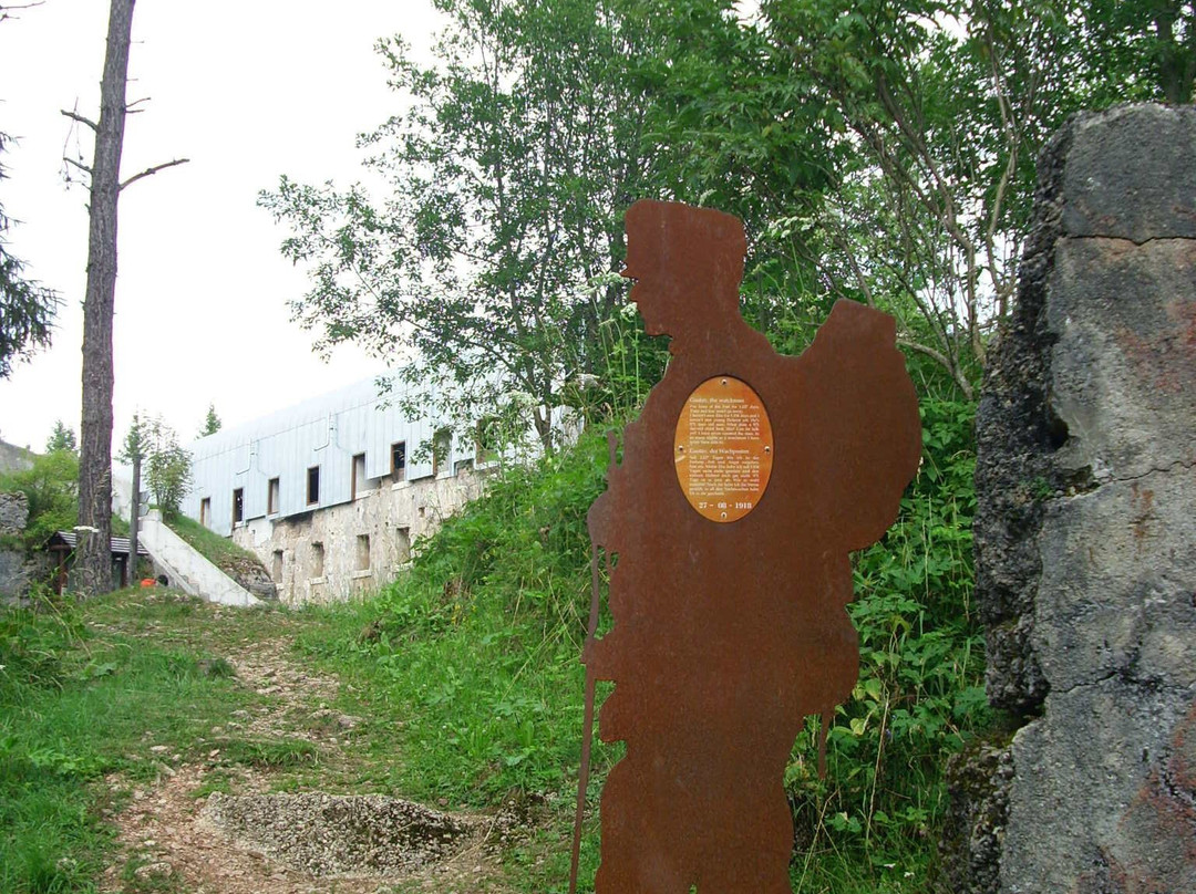 Forte Campo Luserna-Luserna必去景点