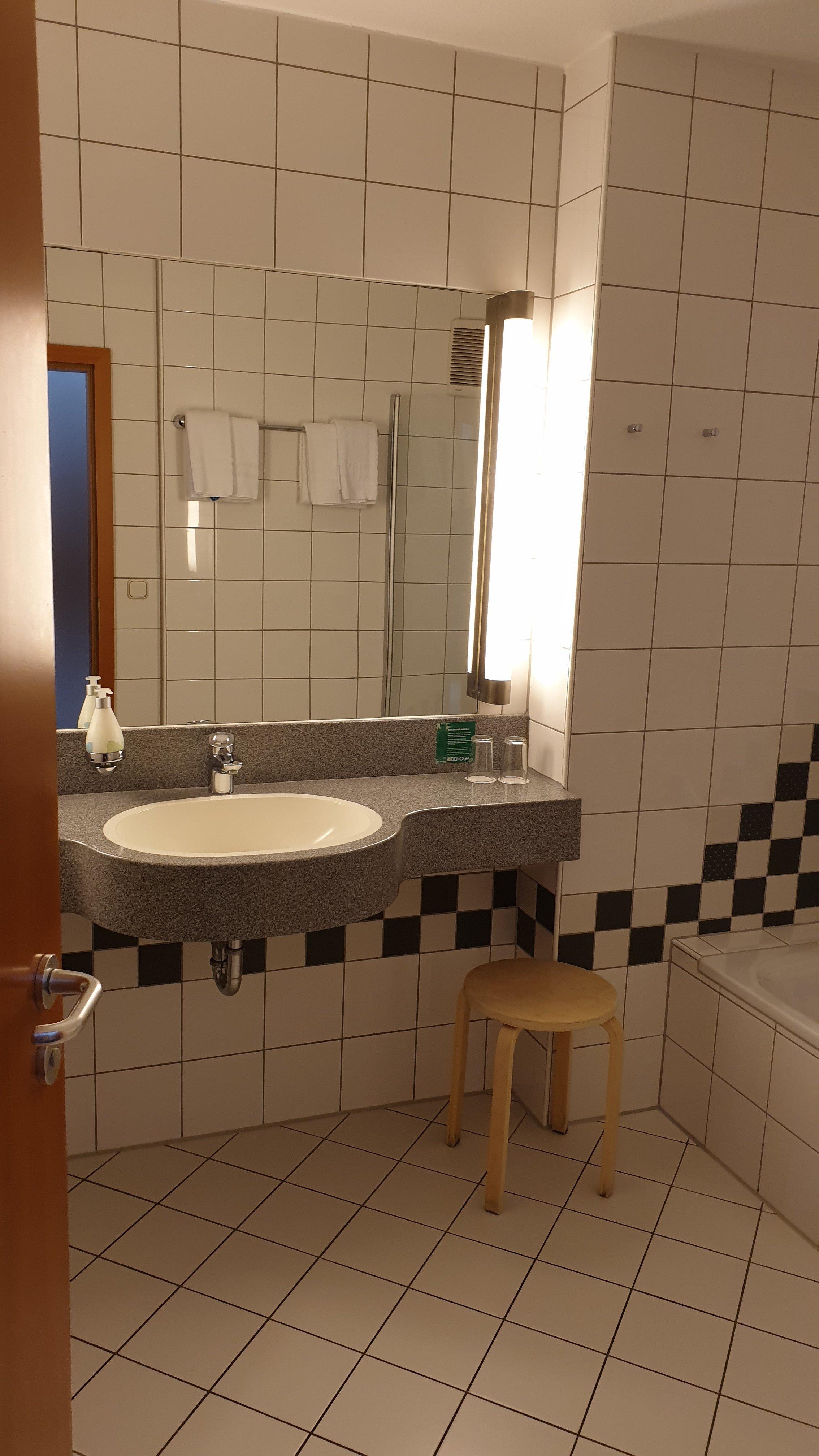 Altstadthotel Kneitinger-浴室
