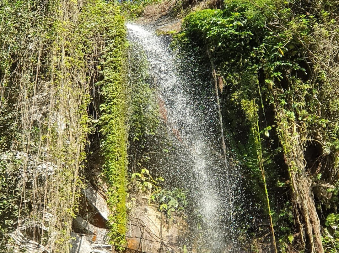 Blahmantung Waterfall-达巴南必去景点