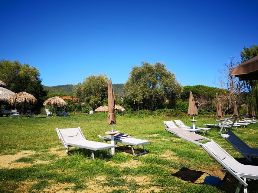 La Spiaggia di Pippo sul Trasimeno-佩鲁贾必去景点