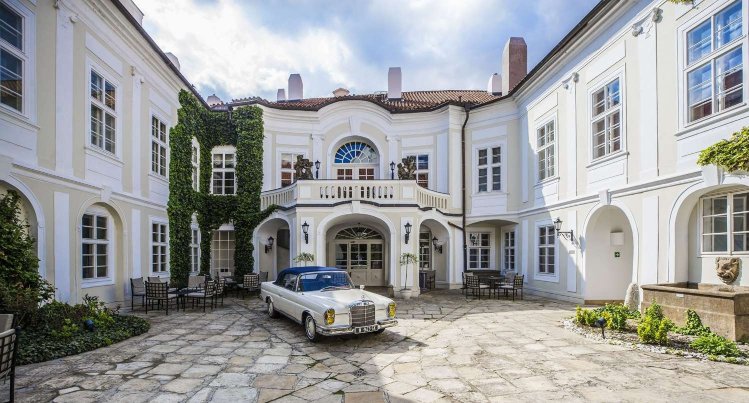 布拉格宫帕克蒂夫马美颂套房酒店-官方