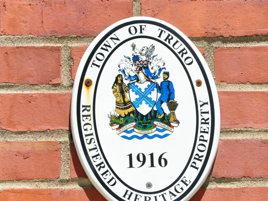 Truro Town Hall-Truro必去景点