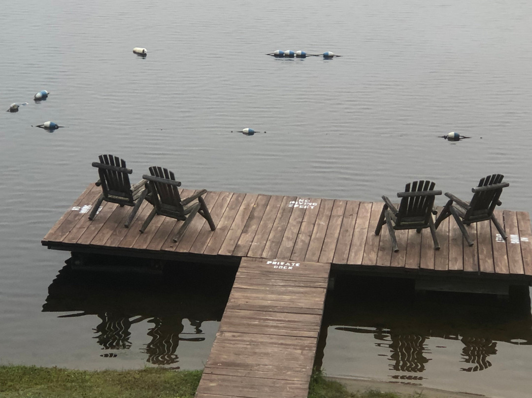 Pine Knoll Lodge and Cabins主图