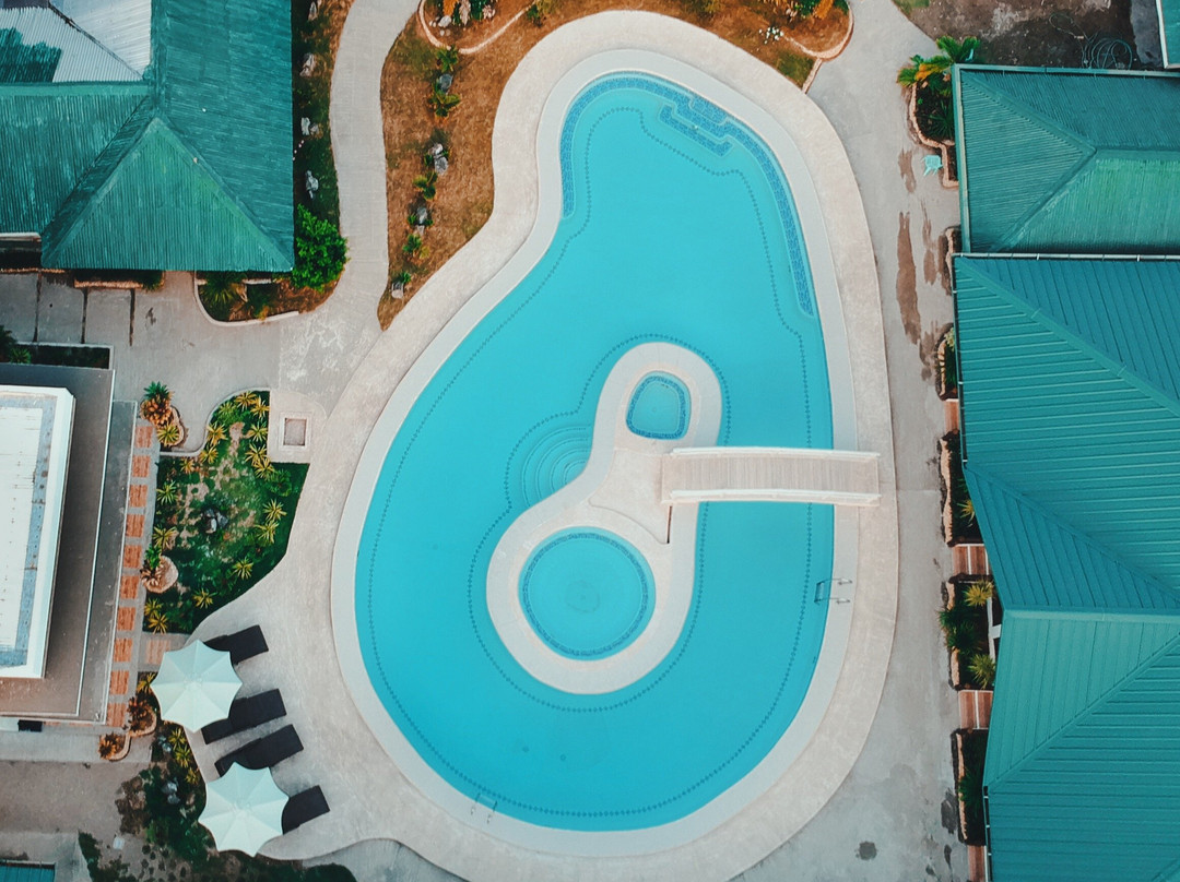 New Beach Head Resort主图