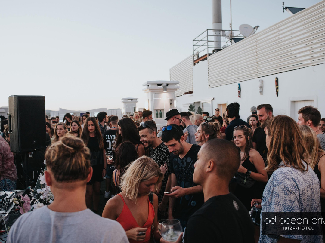 OD Sky Bar at OD Ocean Drive-伊维萨城区必去景点