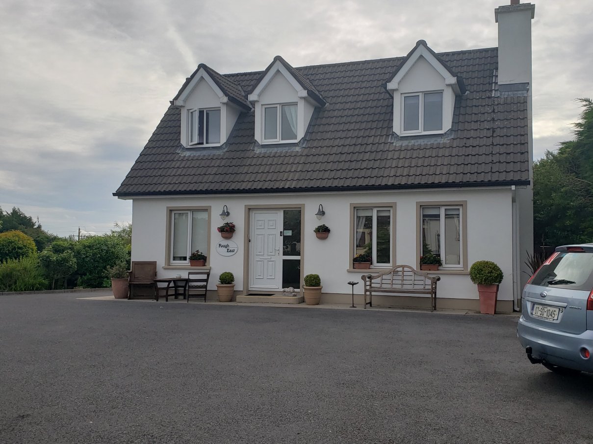 Fough East B&B-官方