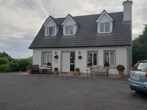 Inchagoill酒店住宿-Fough East B&B