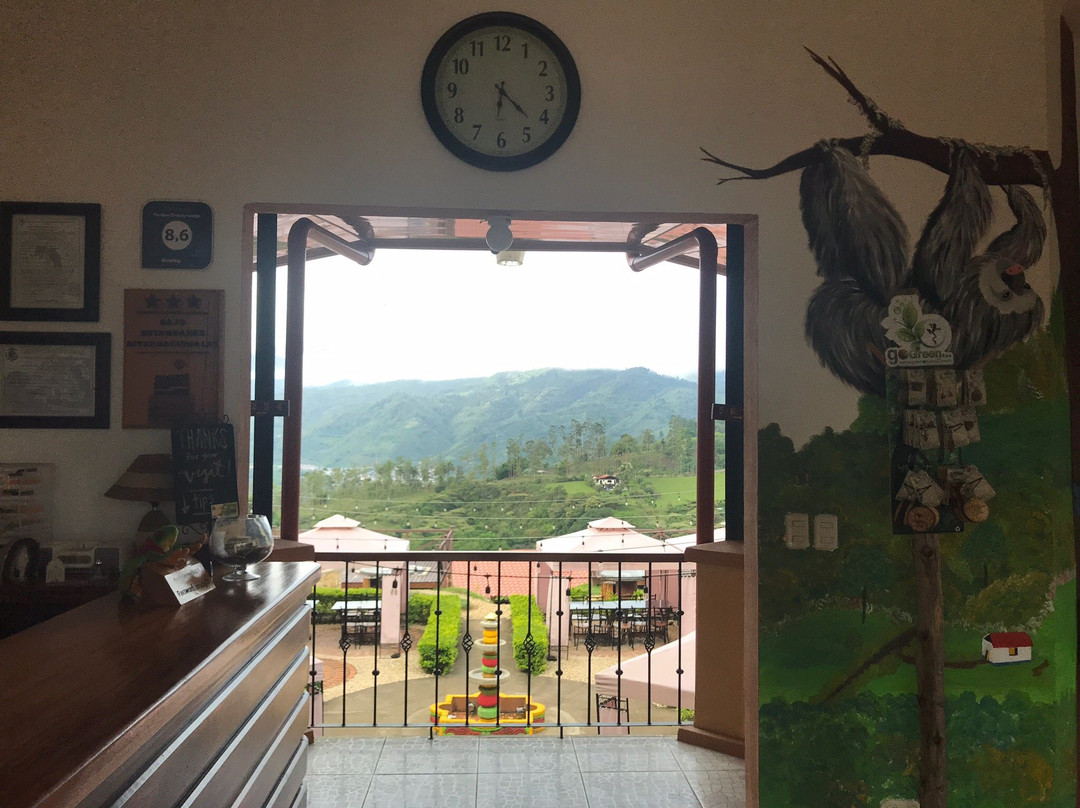 Paraiso Orocay Lodge主图