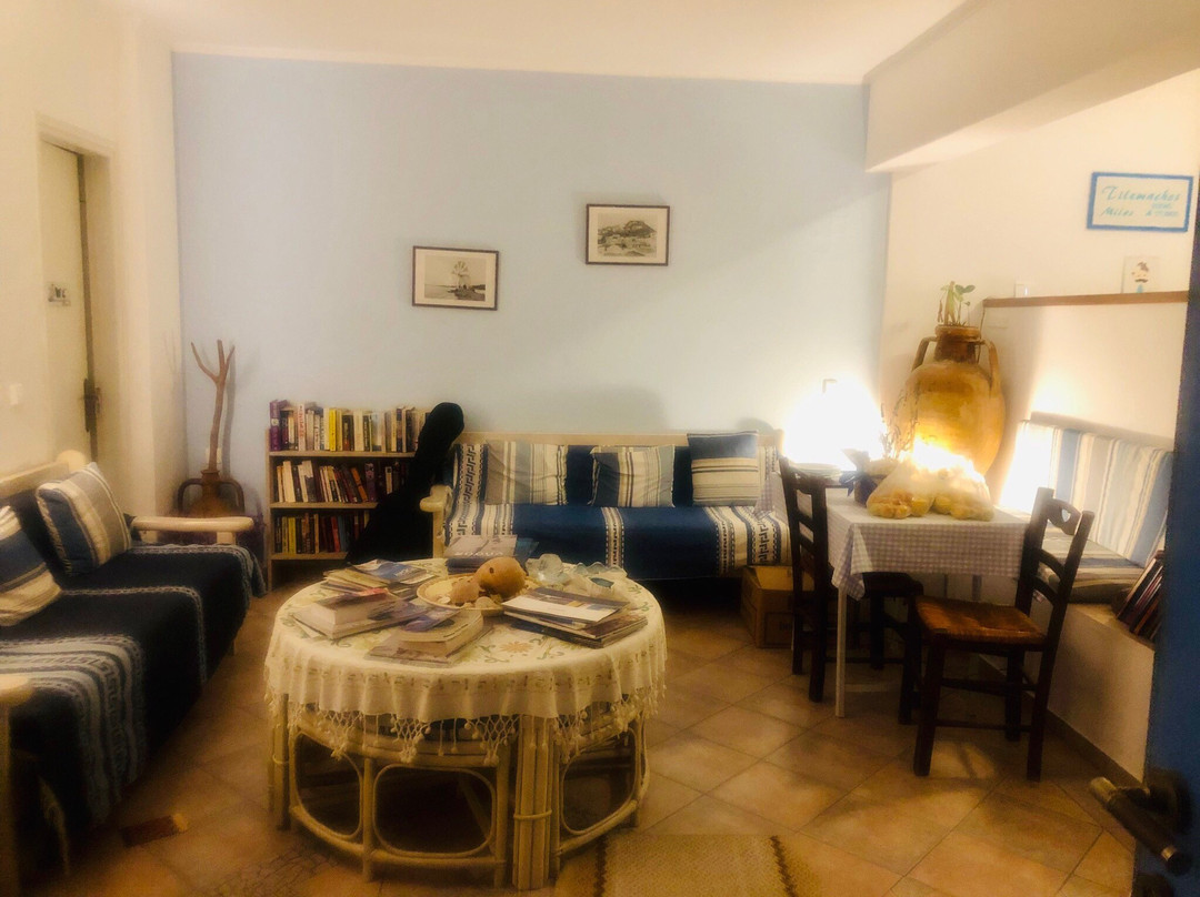 Tilemachos Rooms & Studios主图