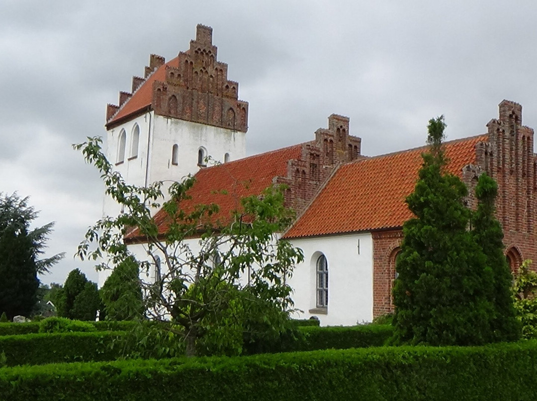 Jorlunde Kirke景点图片
