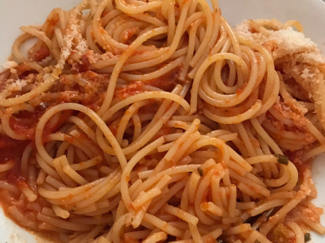 Oschiri餐馆和美食-Trattoria Pes