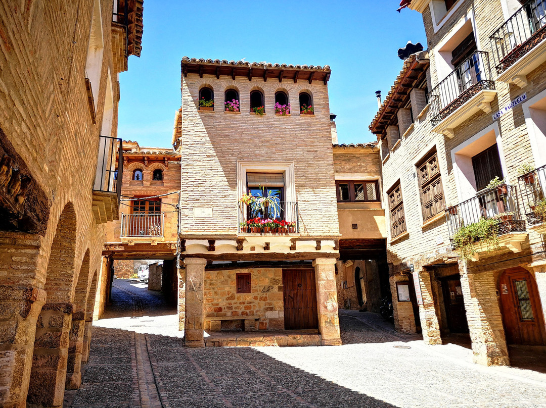 Plaza Rafael Ayerbe景点图片