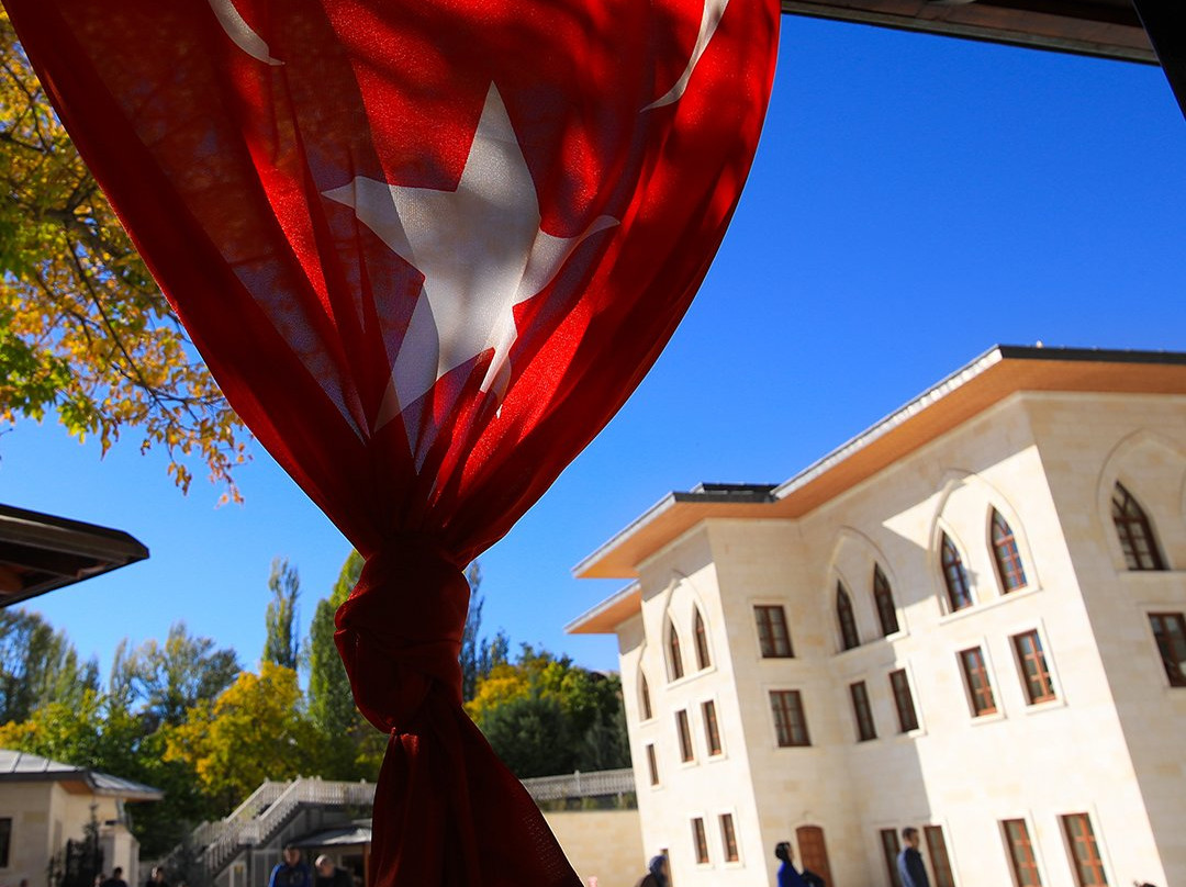 Somuncu Baba Turbesi ve Kulliyesi景点图片