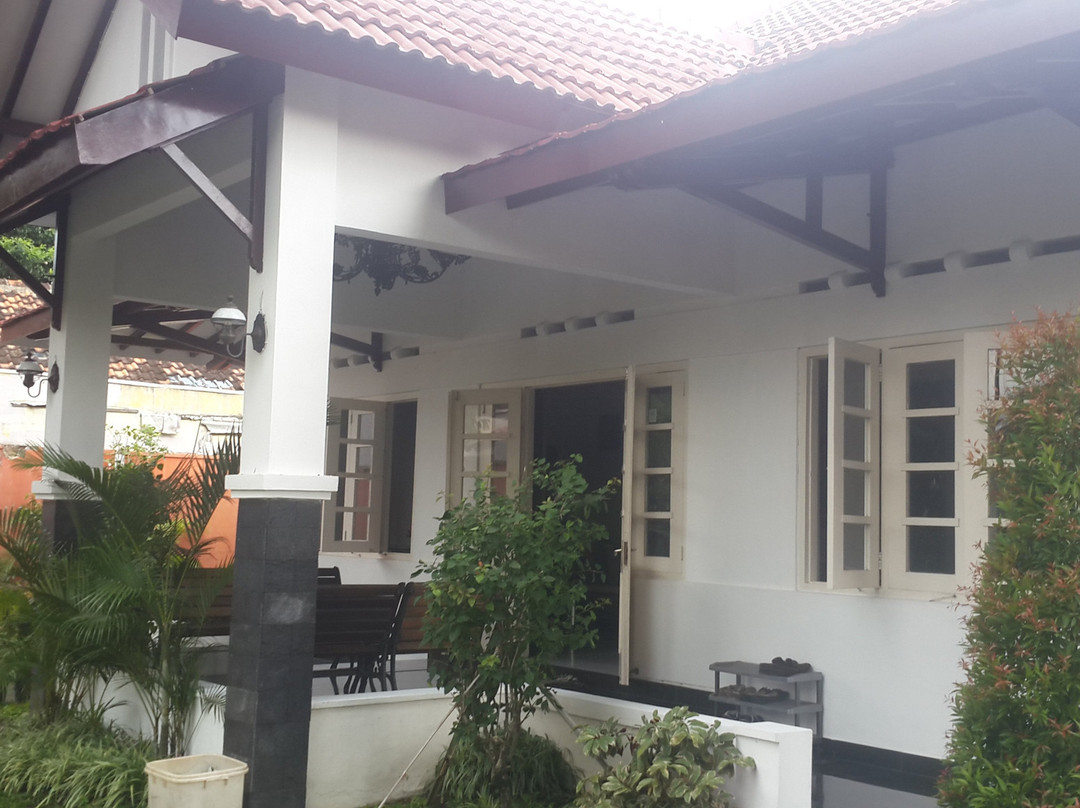 Ndalem Sarengat主图