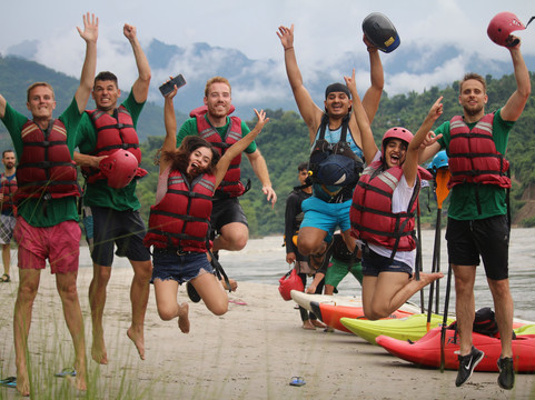 Trishuli River Side Resort主图