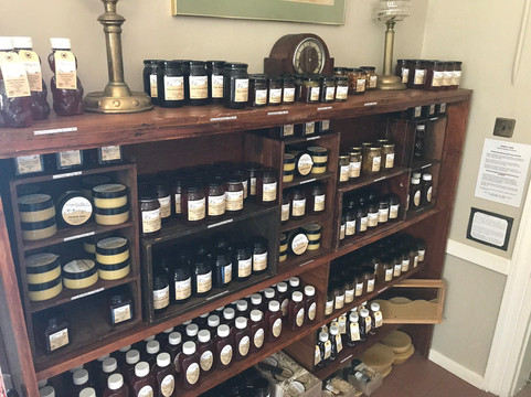 Simply Bee Natural Beeswax Products-Hopefield必去景点