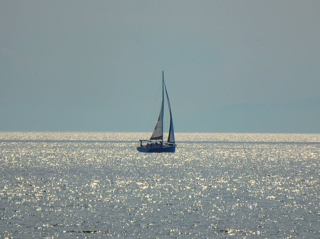 Aeolus Yachting景点图片