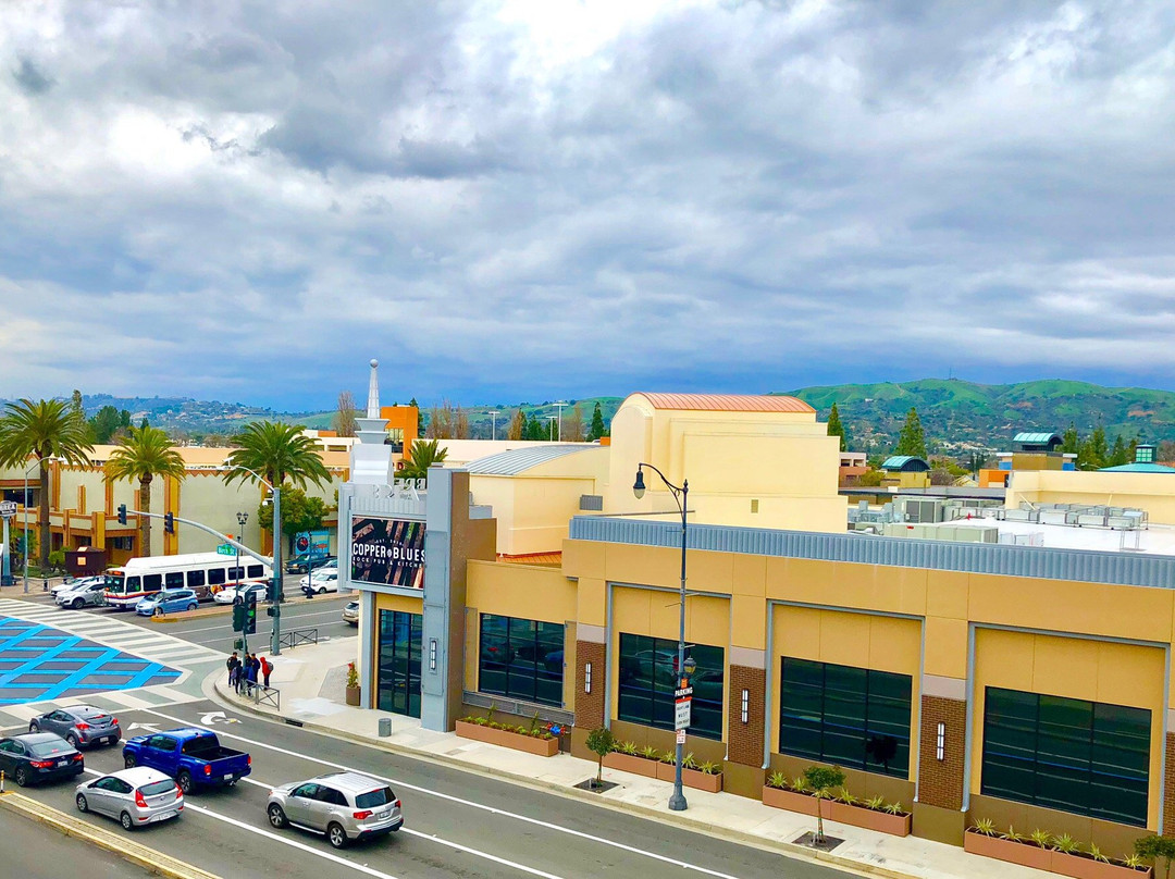 Brea Improv-Brea必去景点