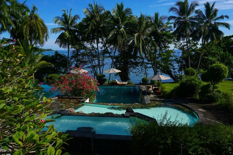 约会海滩度假酒店主图