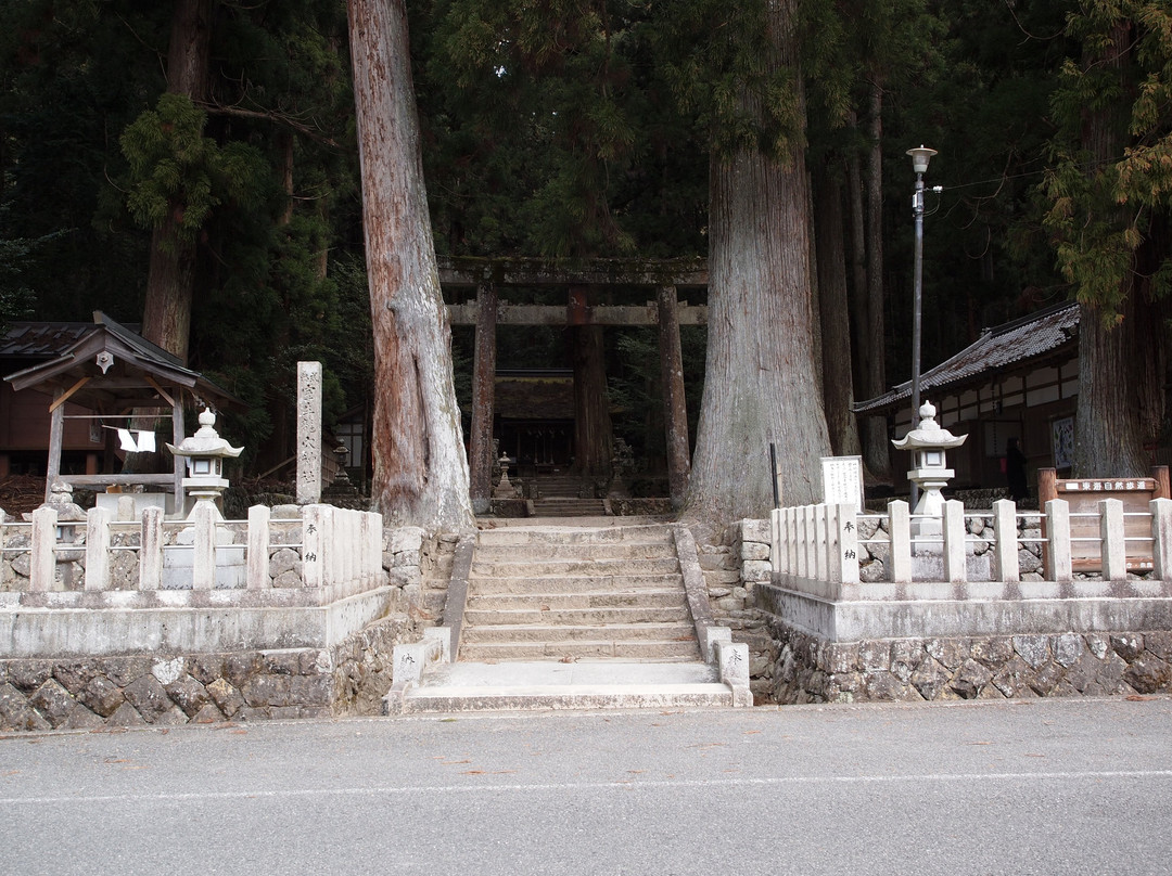 Muro Ryuketsu Shrine景点图片