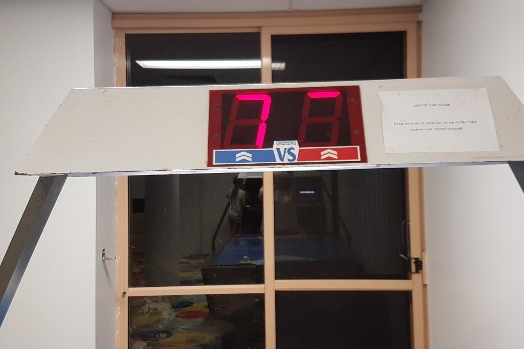 The Kooralbyn Valley主图